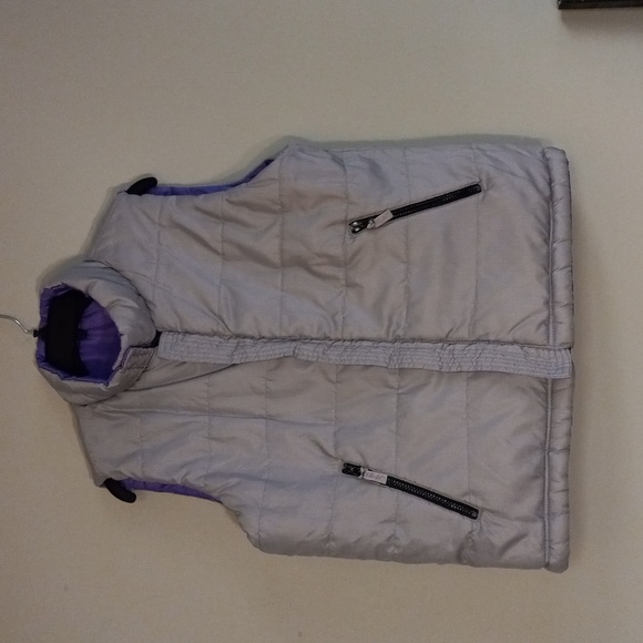 **VINTAGE **Classics Sports Purple and Grey REVERSIBLE Puffer Vest With Pockets - Picture 6 of 11